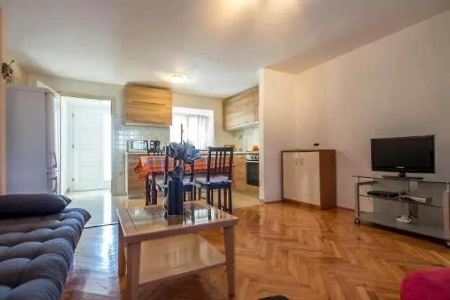 Dejan Apartman Poreč